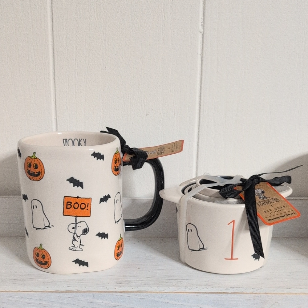 RAE DUNN X PEANUTS HALLOWEEN MUG AND MEASURING CUPS SET